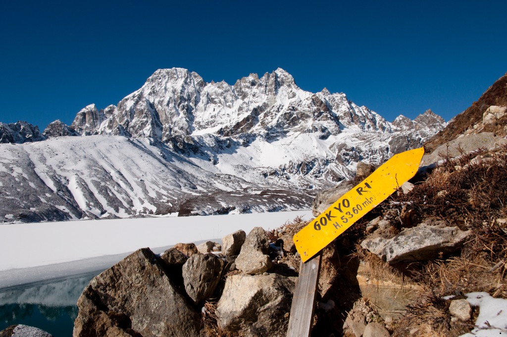 https://admin.yetihikes.com/media/Gokyo_ri_n9On0DS.jpg