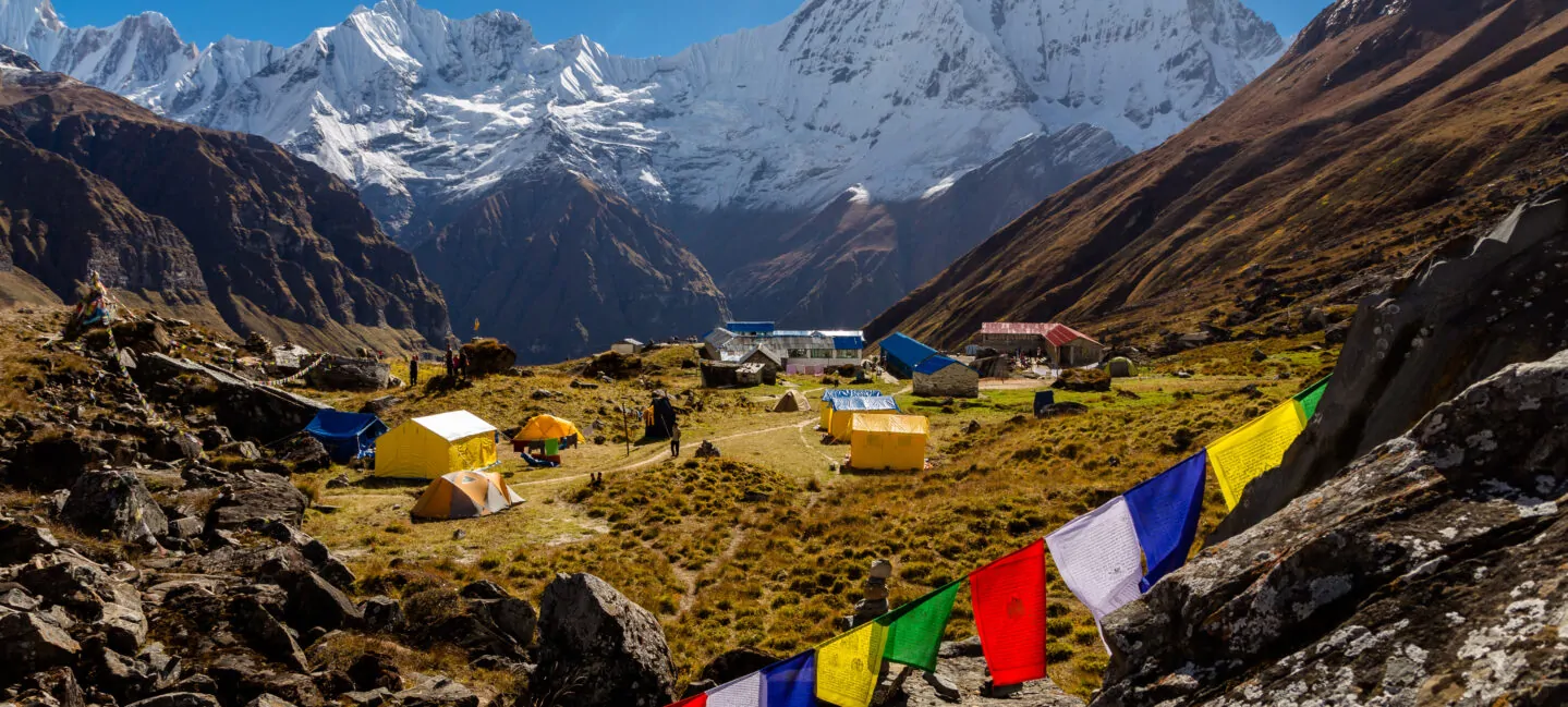 https://admin.yetihikes.com/media/annapurna-base-camp-travel-guide-1439x649.webp